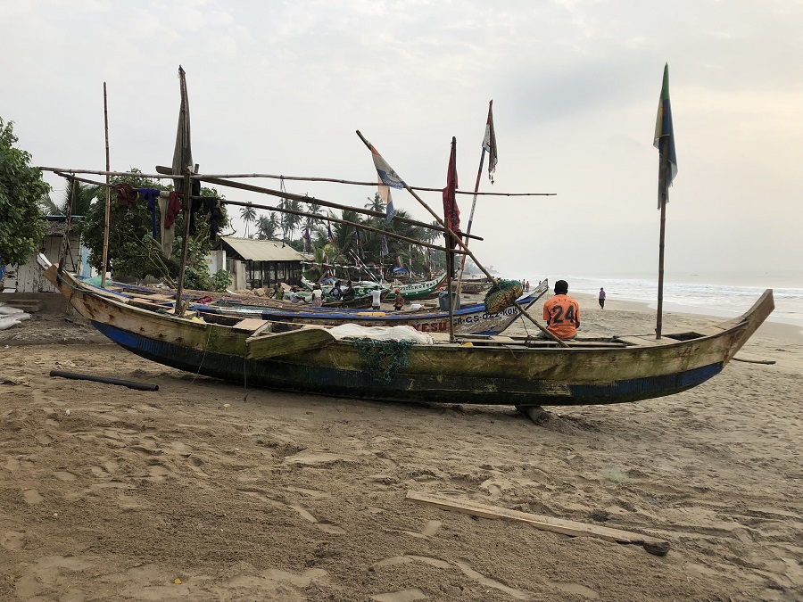 Ghana beach båt